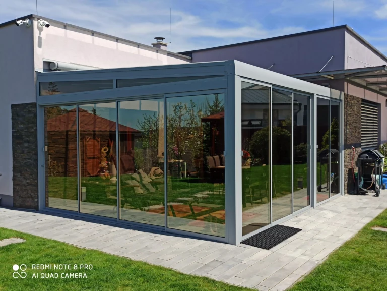 Pergola aluminiowa ROBUST + Przeszklenie STANDARD - Blansko