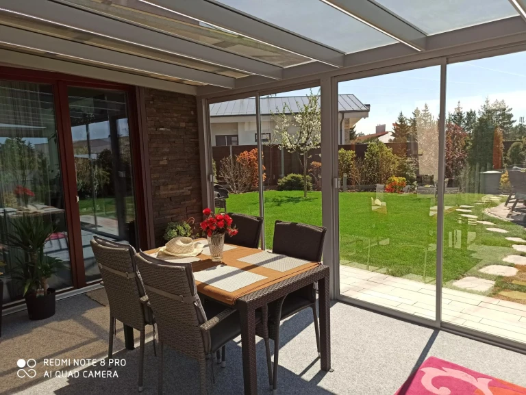 Pergola aluminiowa ROBUST + Przeszklenie STANDARD - Blansko