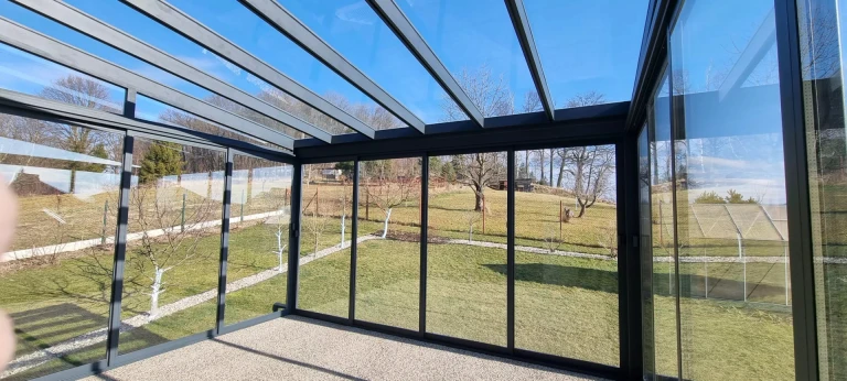 Pergola aluminiowa ROBUST + Przeszklenie STANDARD - Hošťalovice